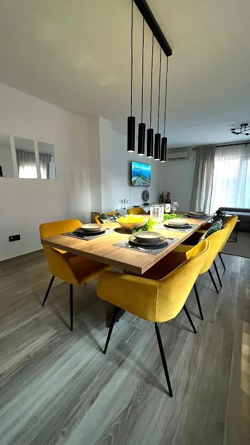 Magnolia Deluxe Home Zadar-With Free Parking, Garden And Terrace