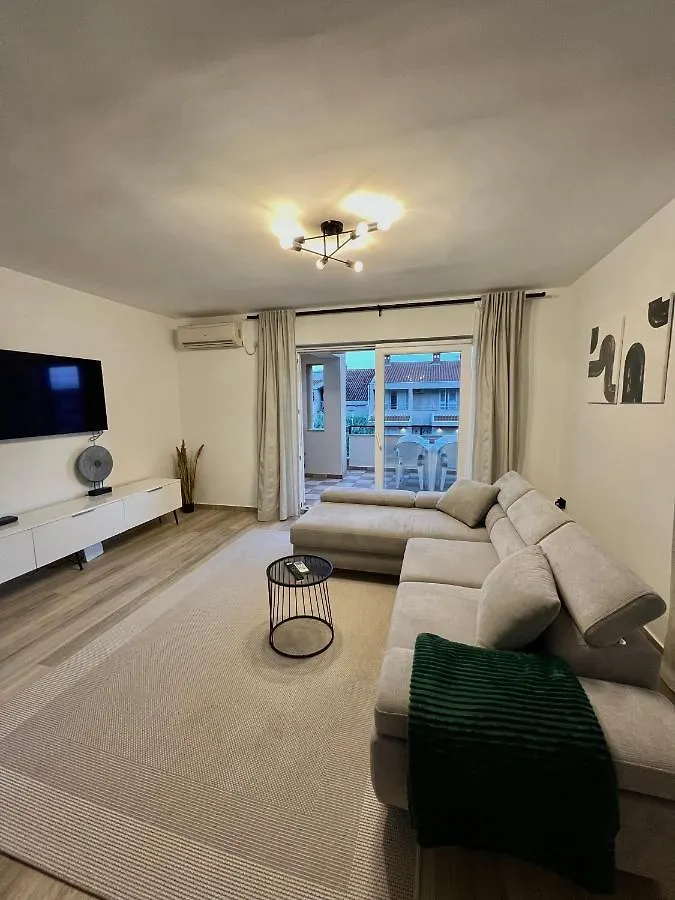 Apartment Magnolia Deluxe Home Zadar-With Free Parking, Garden And Terrace